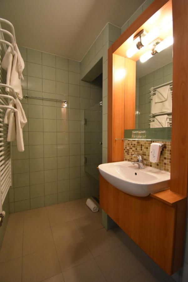 Club Tisza Hotel *